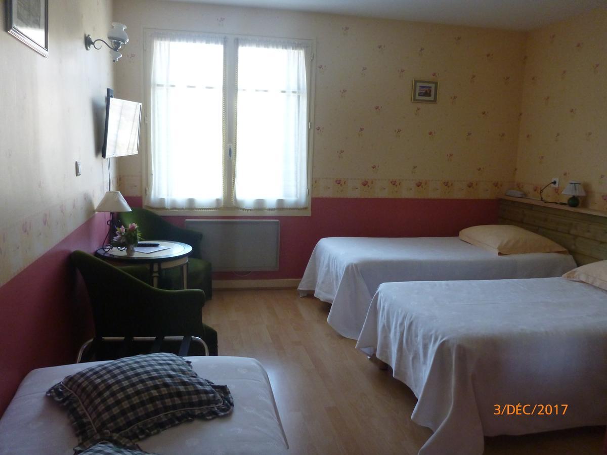 Logis Hotel Les Tilleuls Saint-Cirgues-de-Jordanne Bagian luar foto